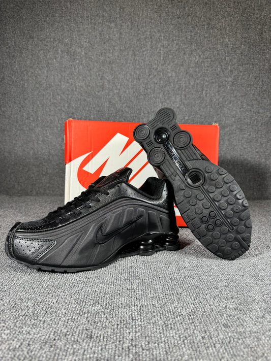 Nike Shox R4 Black