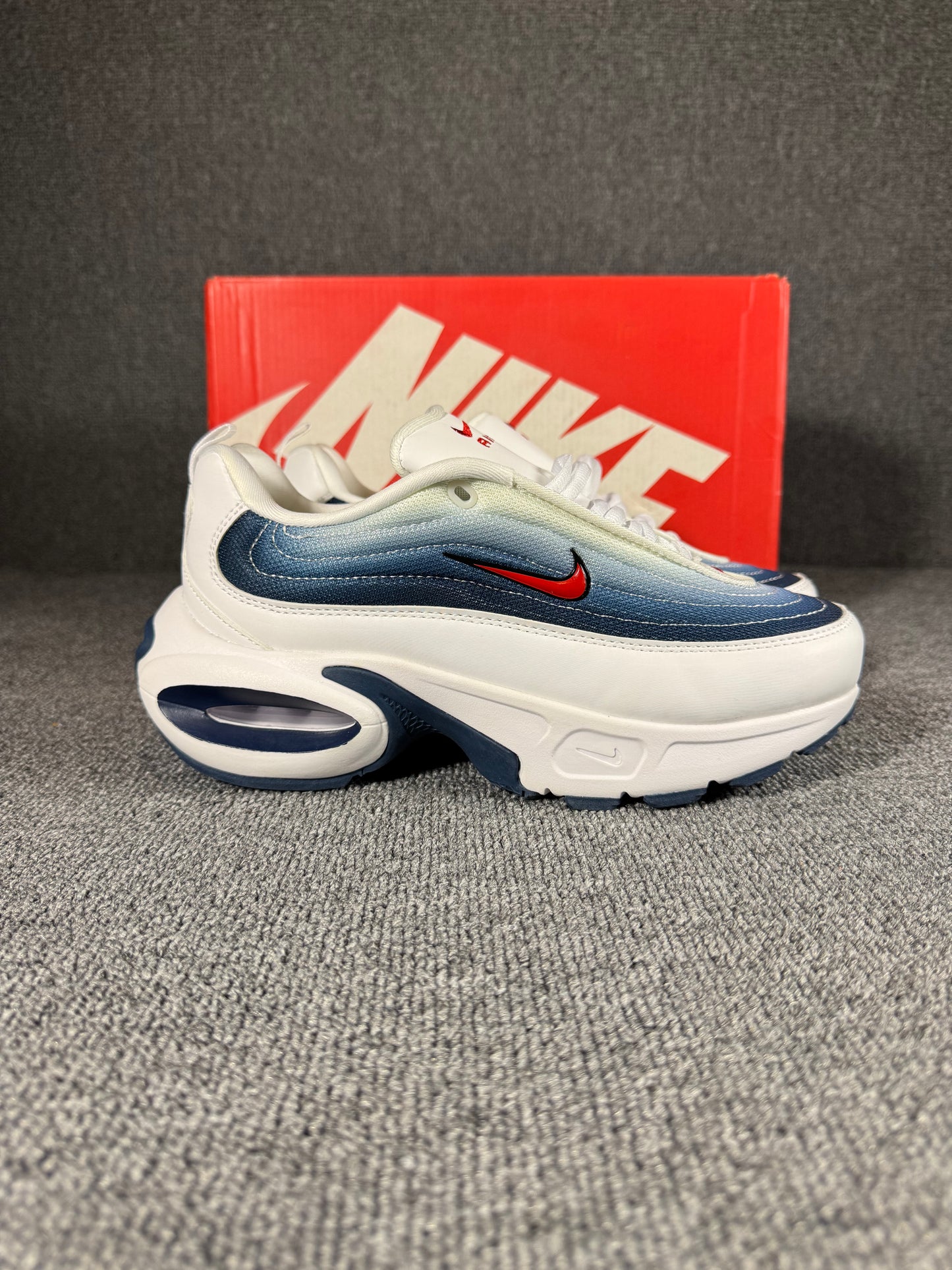 Nike Air Max Portal Blue / White