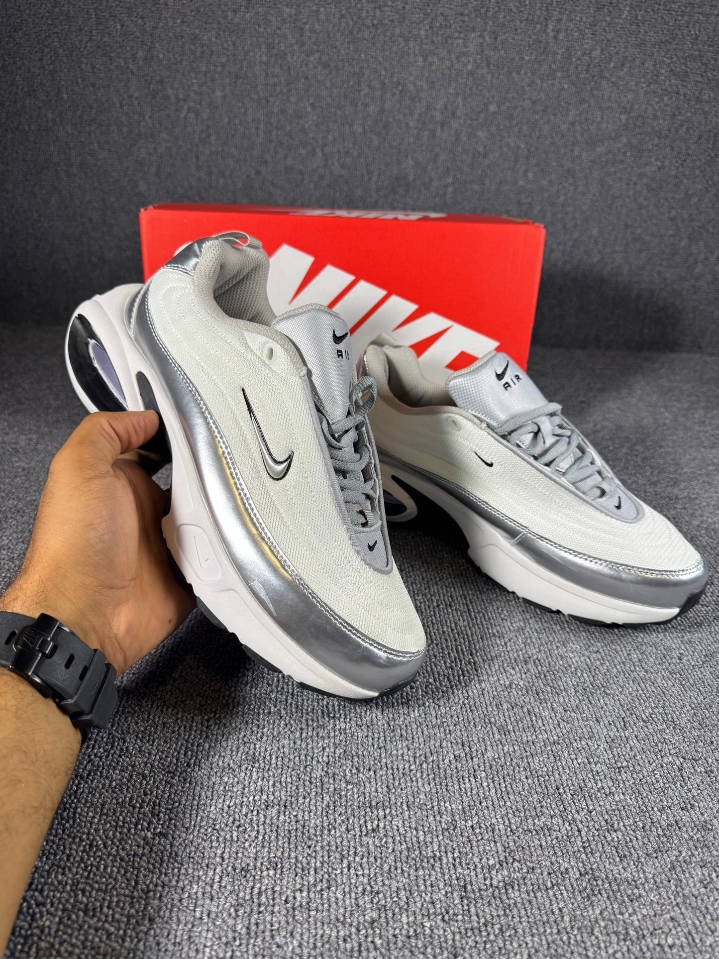 Nike Air Max Portal white Silver