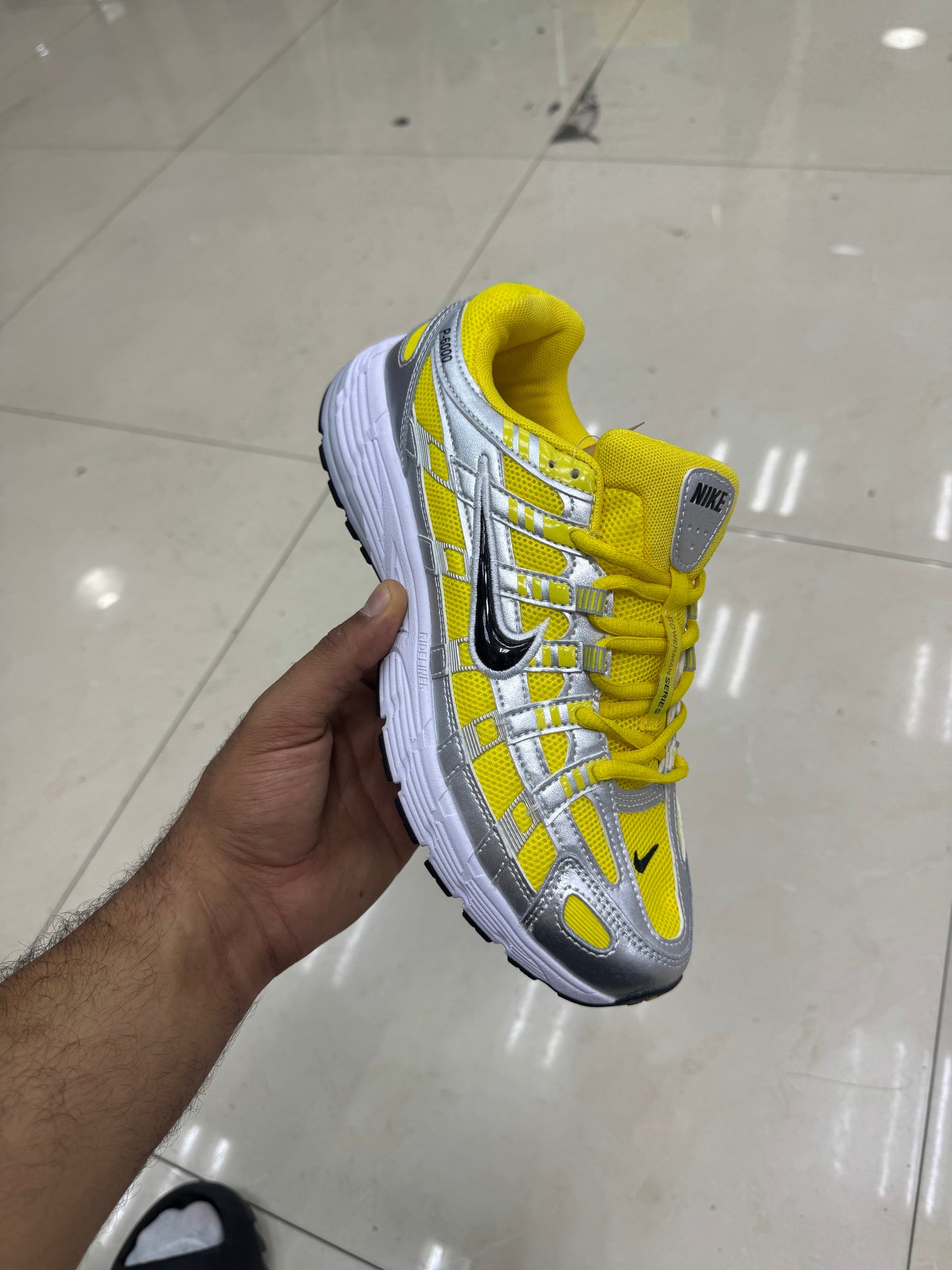 Nike P 6000