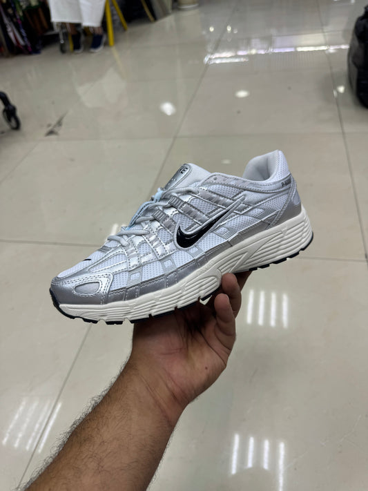 Nike P 6000