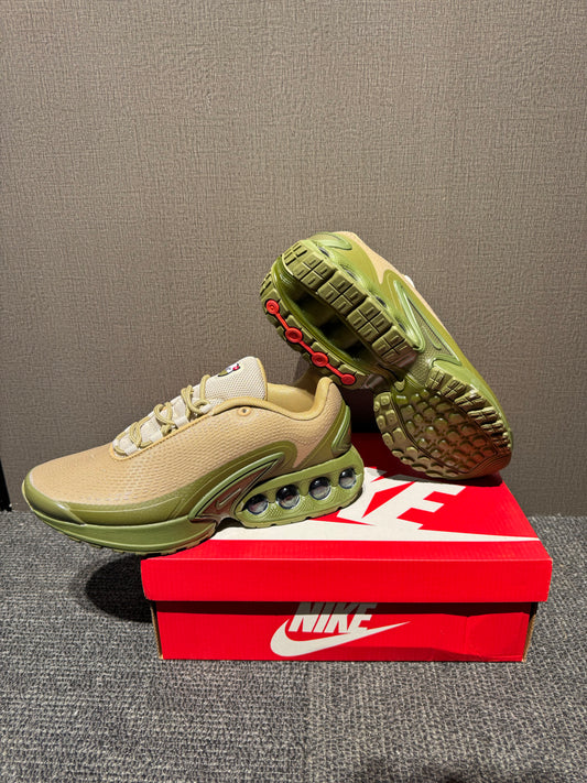 Nike DN Olive