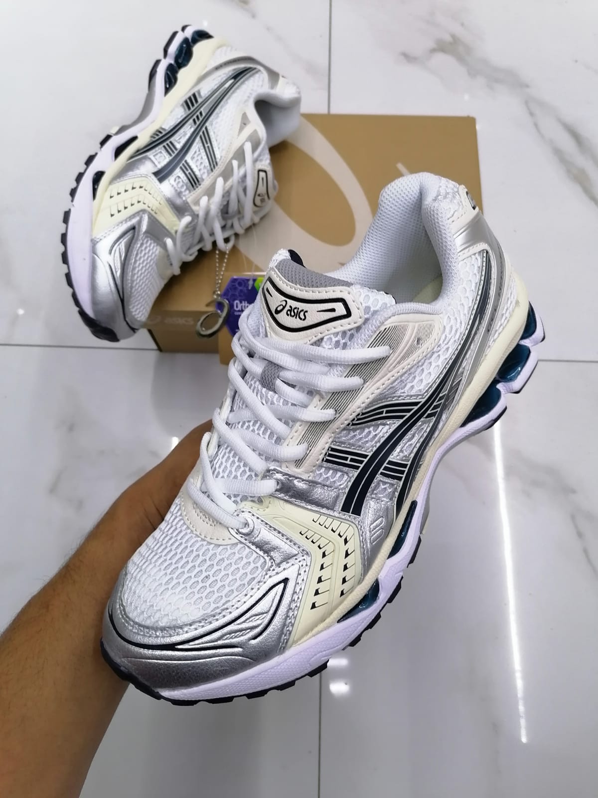ASICS GEL-KAYANO 14