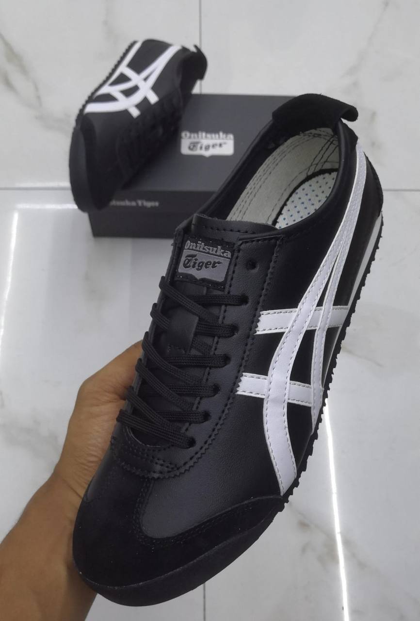 Onitsuka Tiger Sneakers