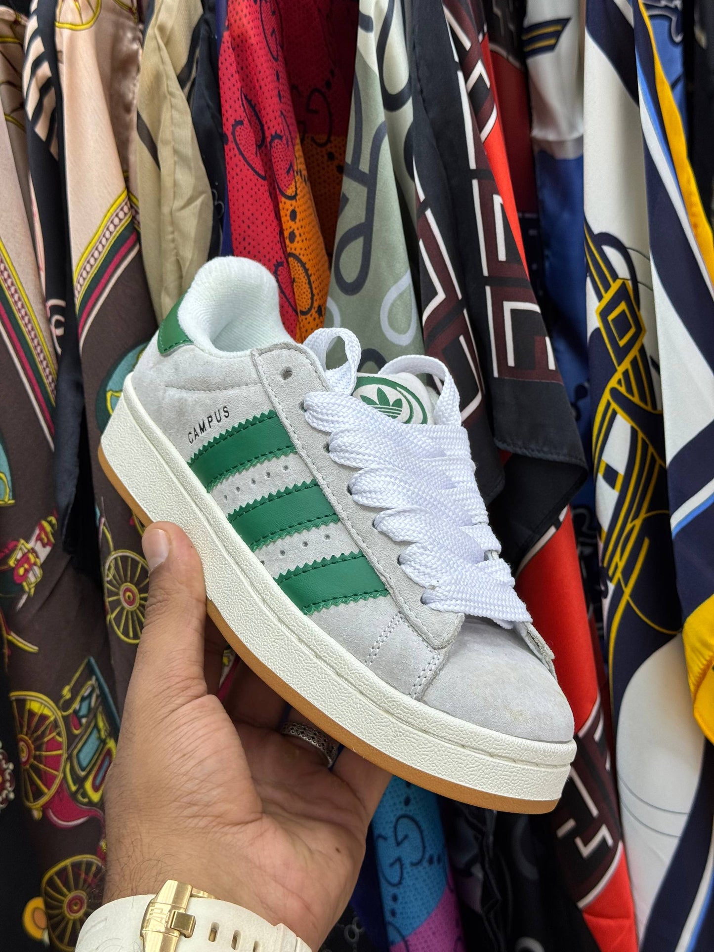 Adidas Campus 00s