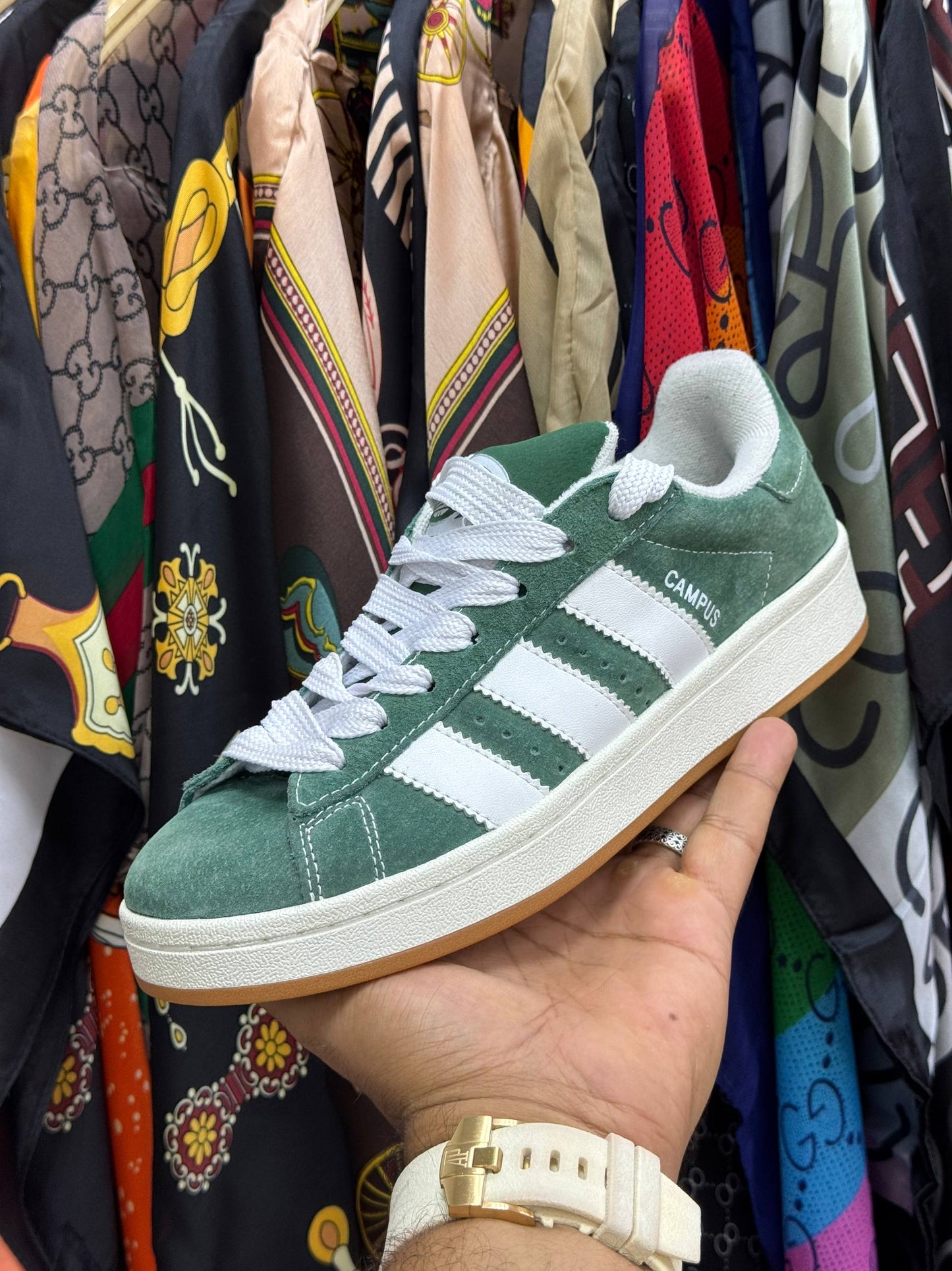 Adidas Campus 00s