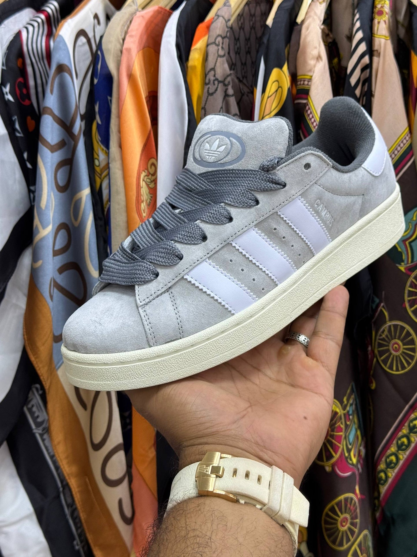 Adidas Campus 00s
