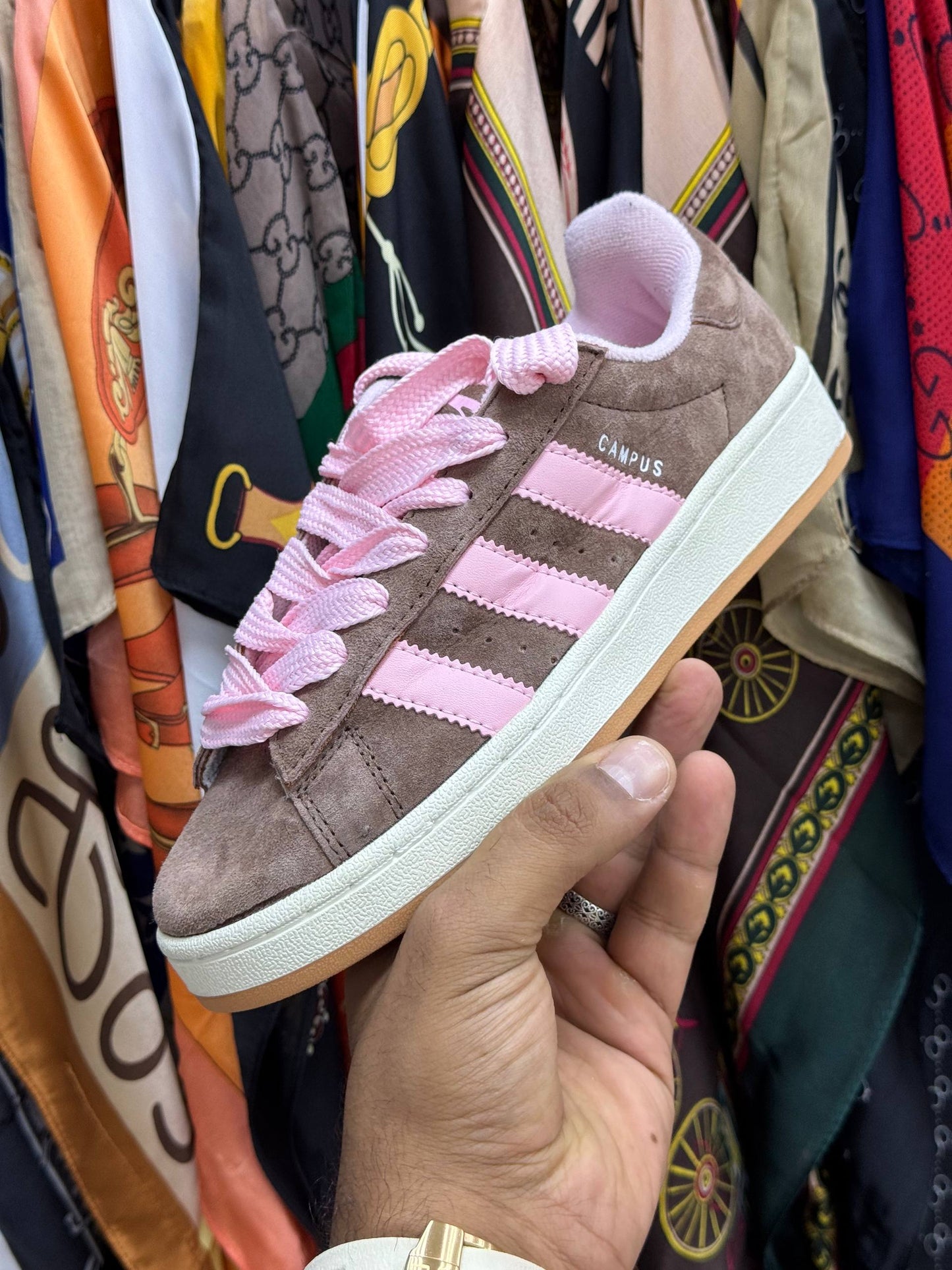 Adidas Campus 00s