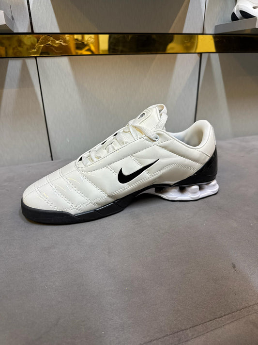 Nike SHOX