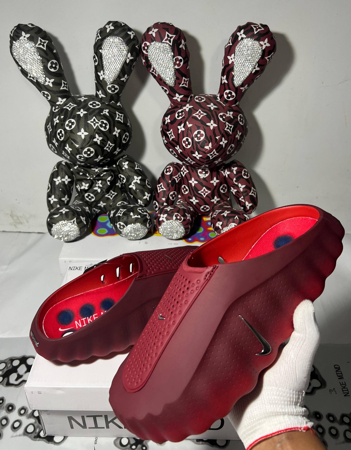 Nike Mind 001 Solar Red
